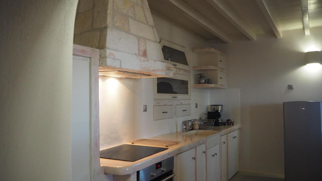 Ataraxia- Stonebuilt Studios And Apartments Kímolos 外观 照片