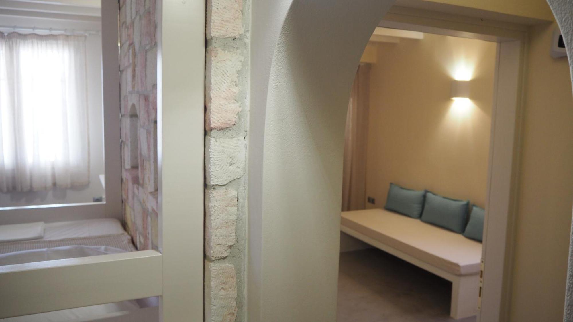 Ataraxia- Stonebuilt Studios And Apartments Kímolos 客房 照片